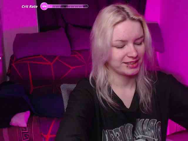 CherryNight666 webcam