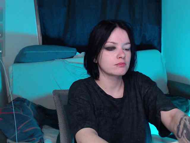 CherryNight666 webcam