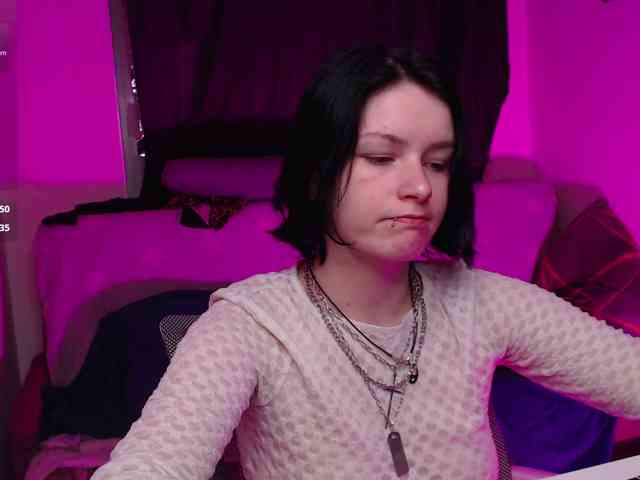CherryNight666 webcam