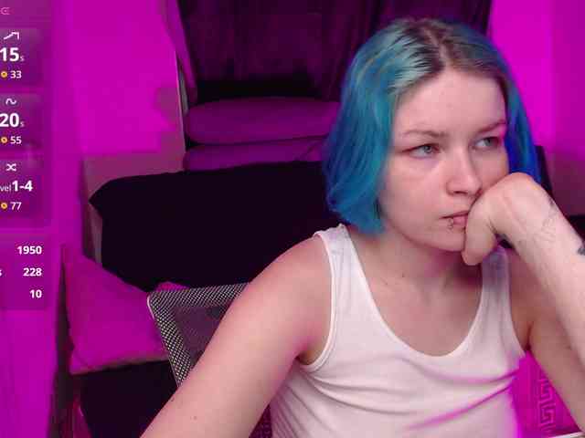 CherryNight666 webcam