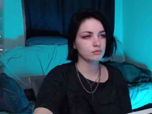 CherryNight666 webcam