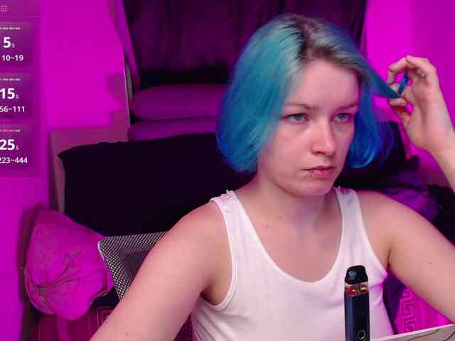 CherryNight666 webcam