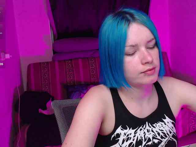 CherryNight666 webcam