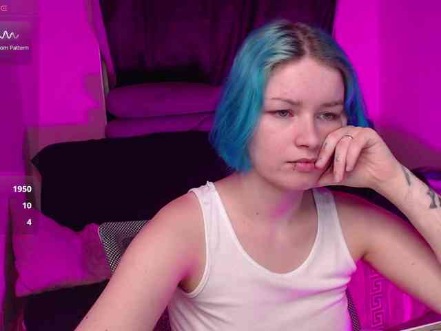 CherryNight666 webcam