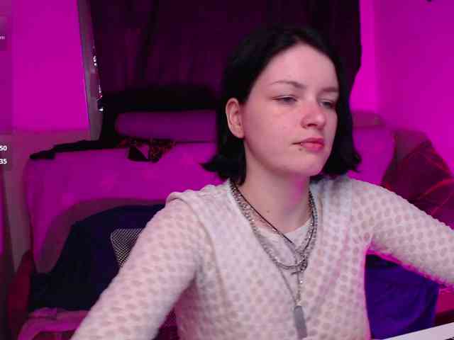 CherryNight666 webcam
