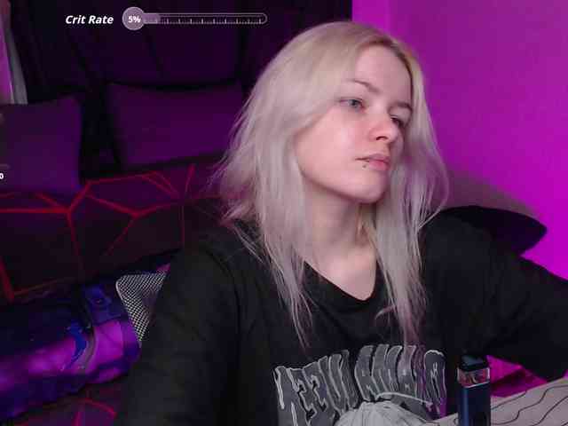 CherryNight666 webcam