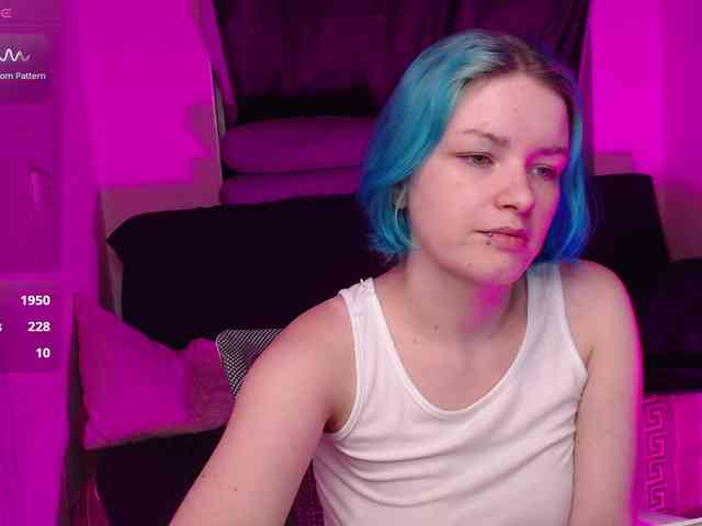 CherryNight666 webcam