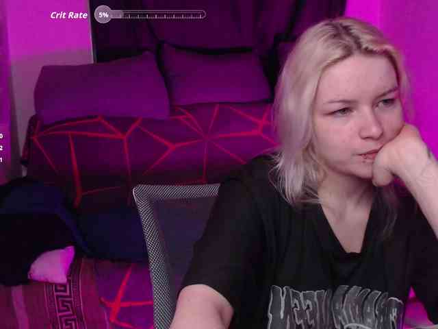 CherryNight666 webcam