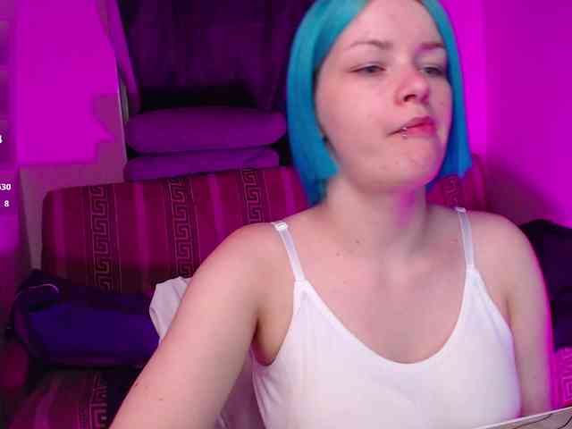 CherryNight666 webcam