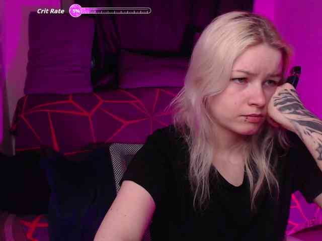 CherryNight666 webcam