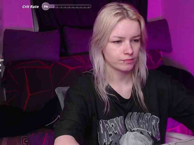 CherryNight666 webcam