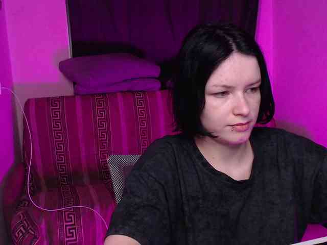 CherryNight666 webcam