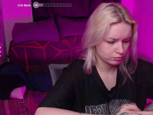 CherryNight666 webcam