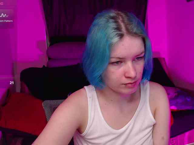 CherryNight666 webcam
