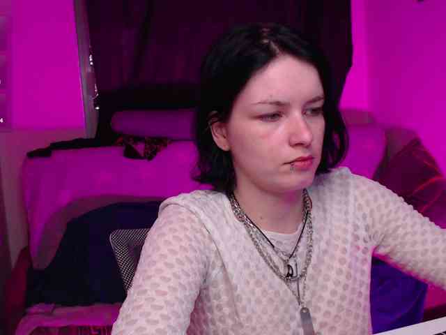 CherryNight666 webcam
