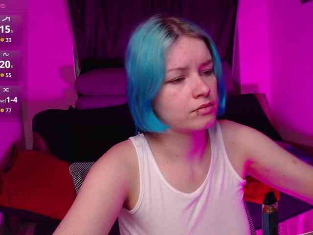 CherryNight666 webcam