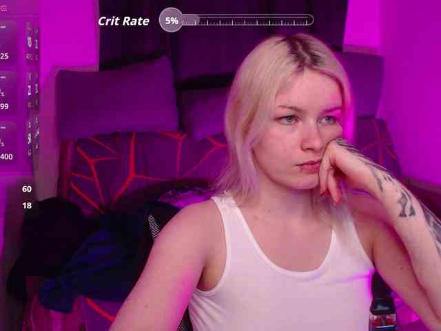 CherryNight666 webcam
