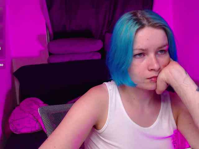 CherryNight666 webcam