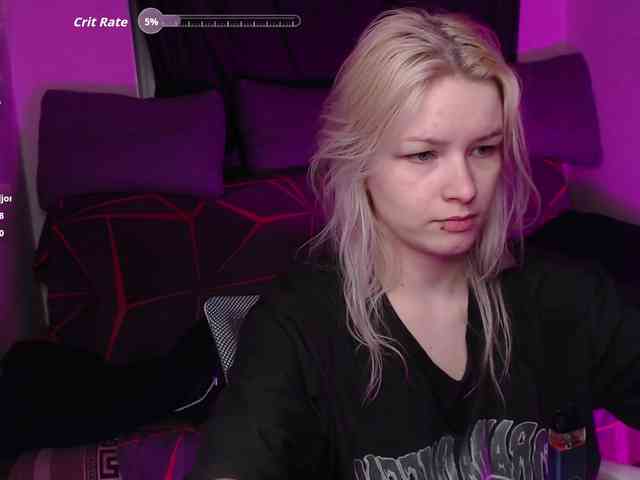 CherryNight666 webcam