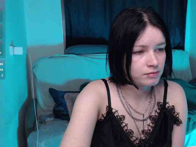 CherryNight666 webcam