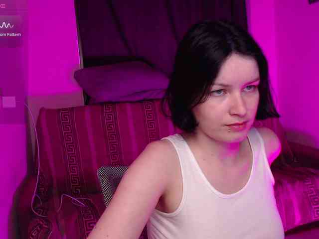 CherryNight666 webcam