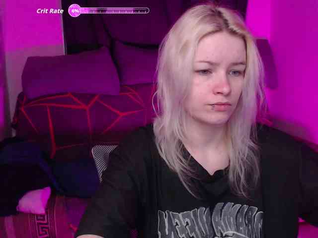 CherryNight666 webcam