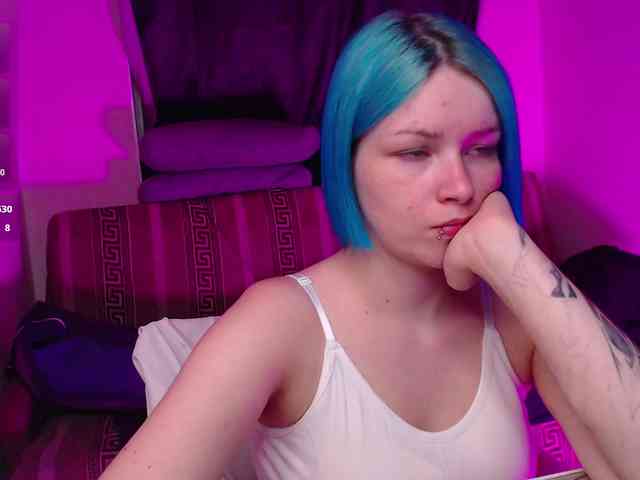CherryNight666 webcam