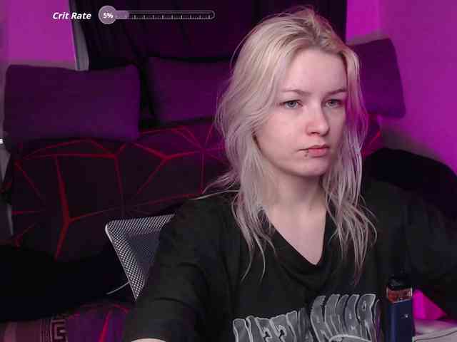 CherryNight666 webcam