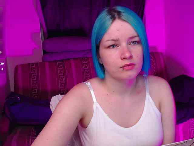 CherryNight666 webcam