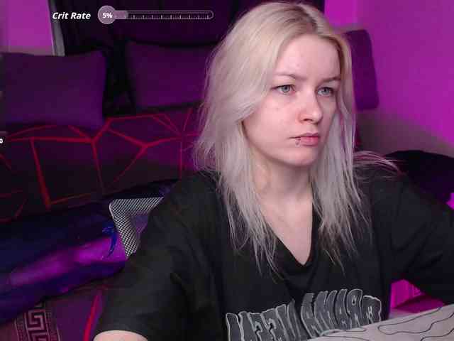 CherryNight666 webcam