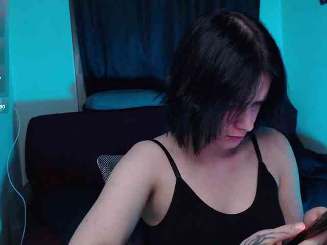 CherryNight666 webcam