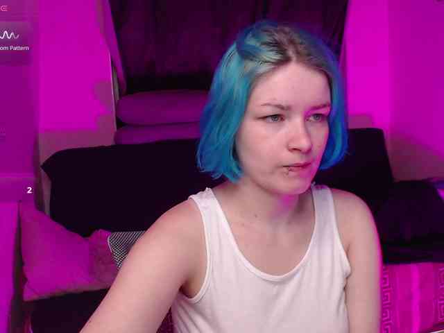 CherryNight666 webcam