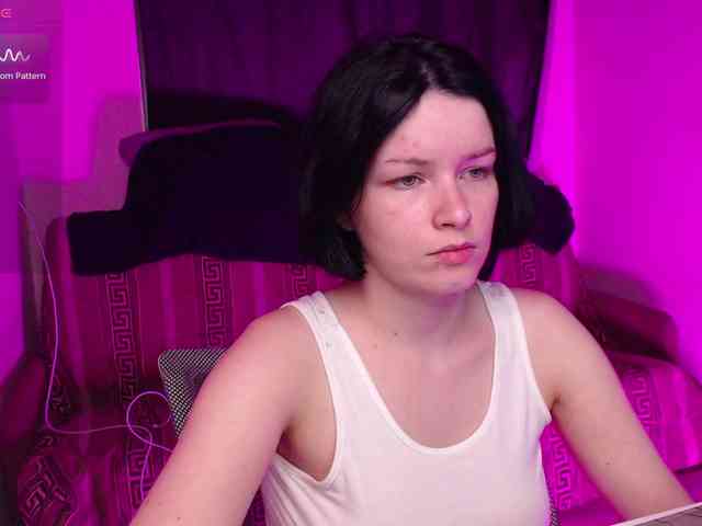CherryNight666 webcam