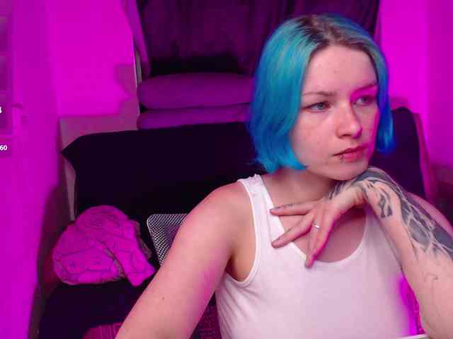 CherryNight666 webcam