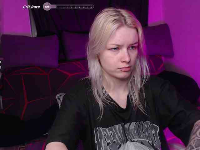 CherryNight666 webcam