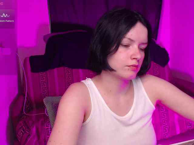 CherryNight666 webcam
