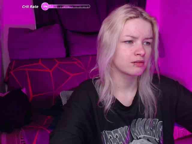 CherryNight666 webcam