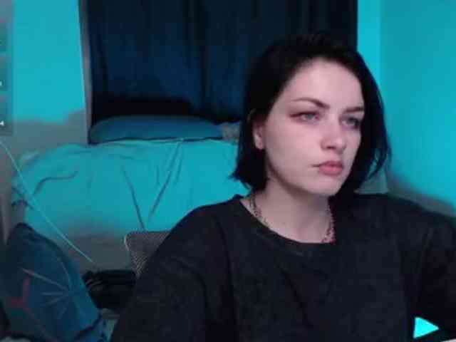 CherryNight666 webcam