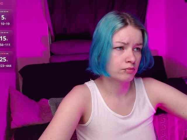 CherryNight666 webcam