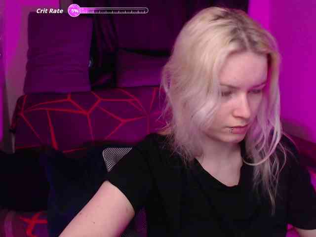 CherryNight666 webcam