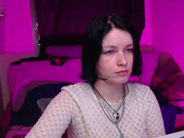 CherryNight666 webcam