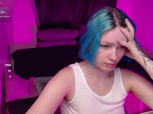 CherryNight666 webcam