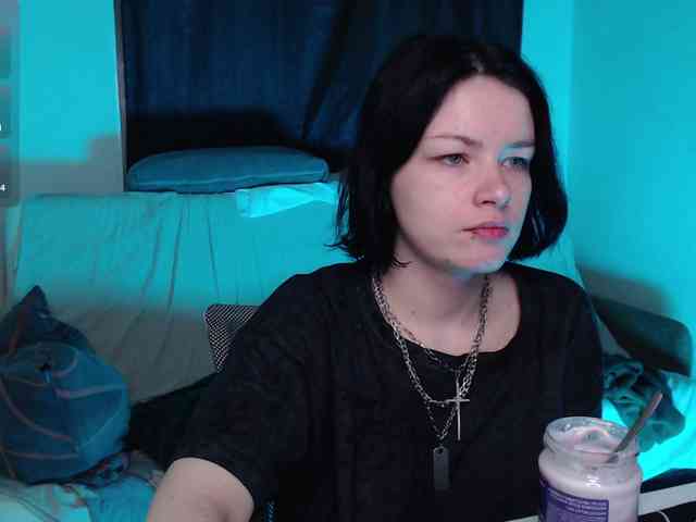 CherryNight666 webcam