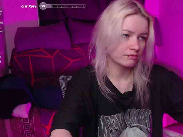 CherryNight666 webcam