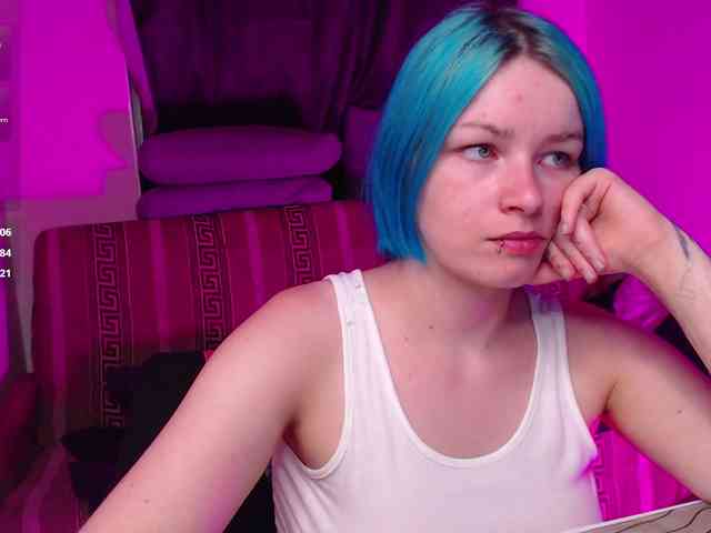 CherryNight666 webcam
