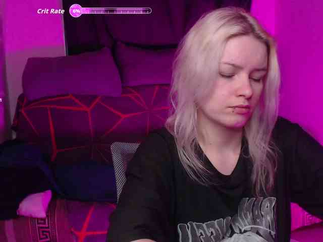 CherryNight666 webcam