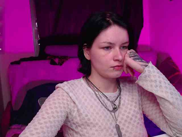 CherryNight666 webcam