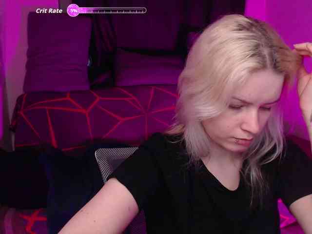 CherryNight666 webcam