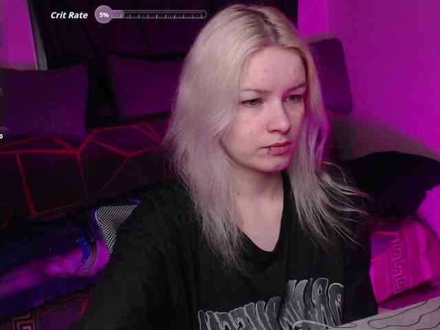 CherryNight666 webcam