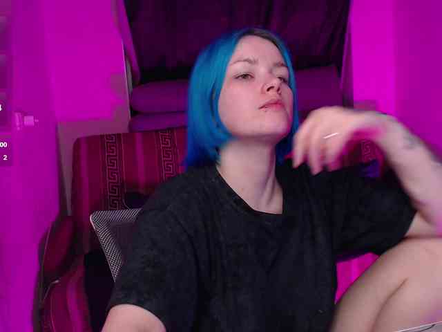 CherryNight666 webcam